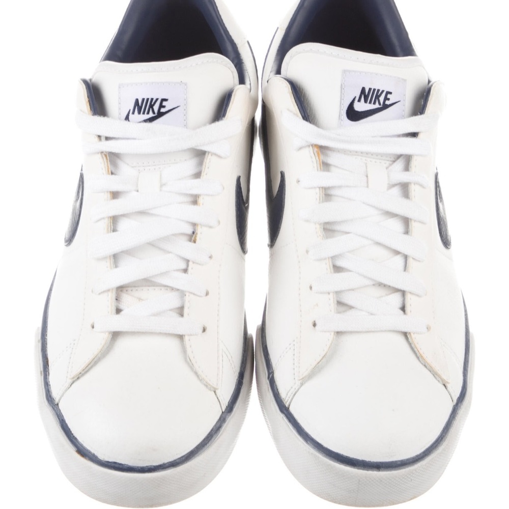 Nike Tennis Sneakers